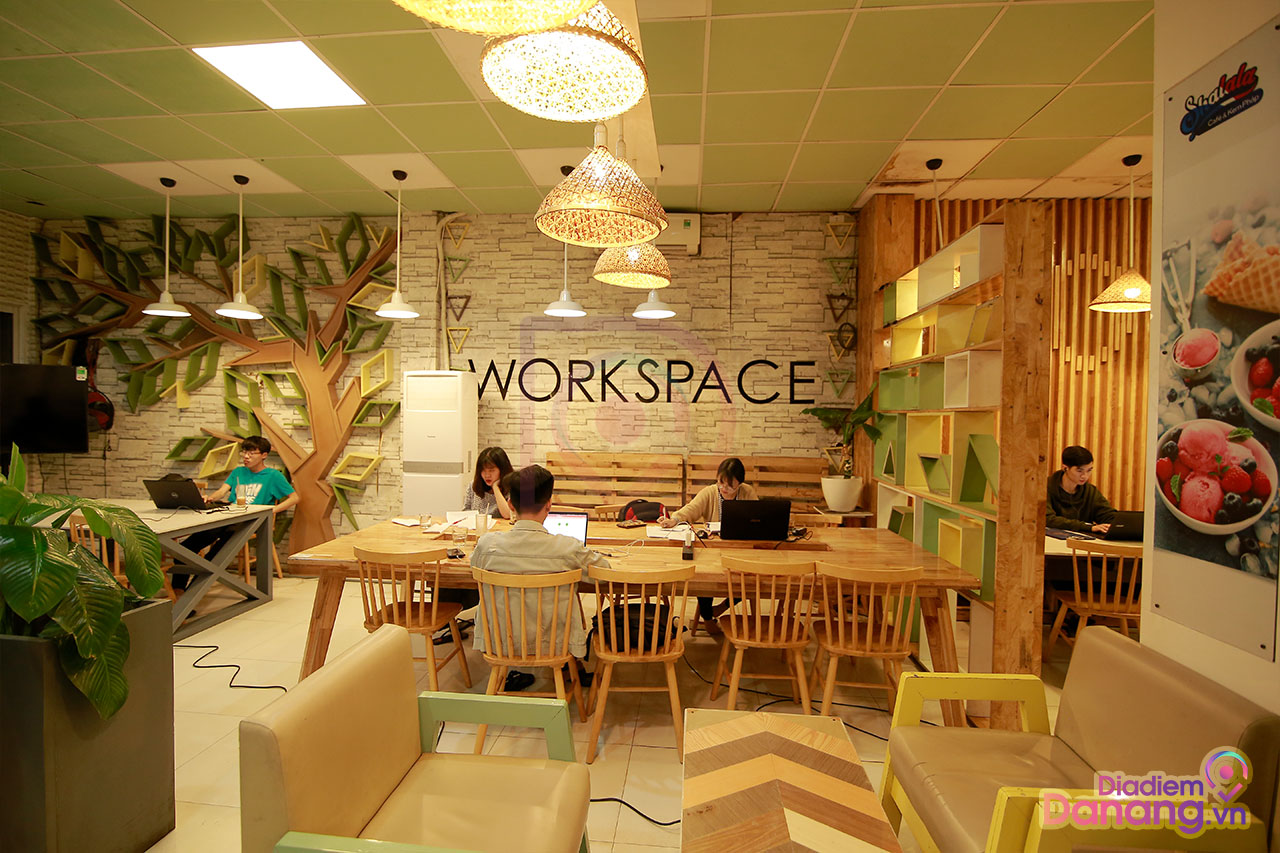 Rover Coffeeshop & Workspace