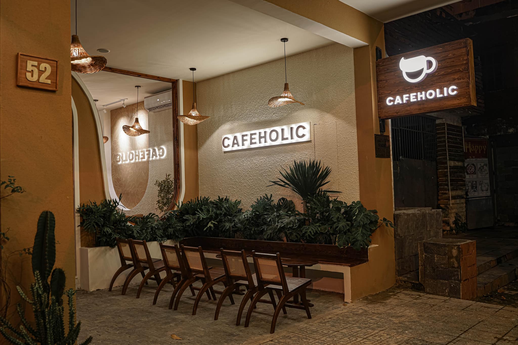 CAFEHOLIC – Quán cafe có không gian siêu xinh, ngập tràn sự ấm cúng